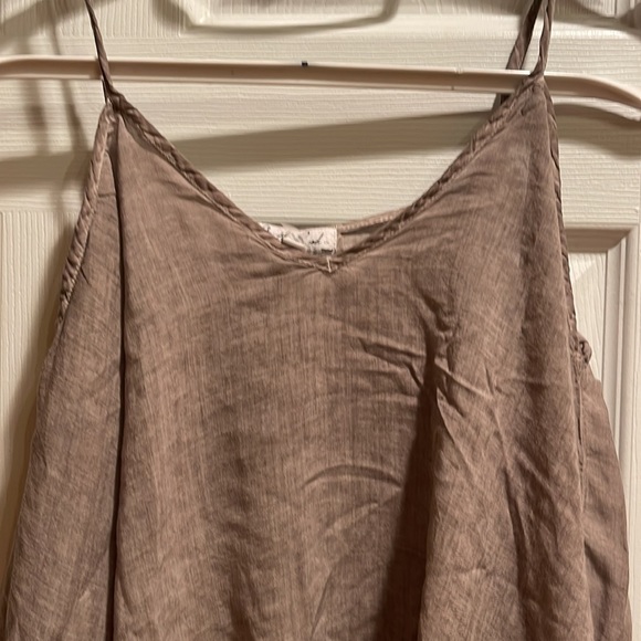 On the road XS Beige brown  linen long sleeve of the shoulder with straps top - Picture 3 of 3